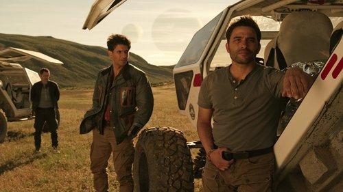 Lost in Space Season 1 Episode 7 - Pressurized