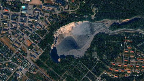 What on Earth? Season 7 Episode 9 - Lost Tombs of the Gold Kingdom