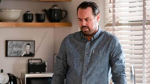 EastEnders Season 37 Episode 15 - 6210