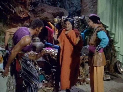 Lost in Space Season 2 Episode 9 - The Thief from Outer Space