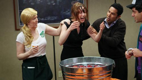 undefined Season 7 Episode 6 - Costume Contest