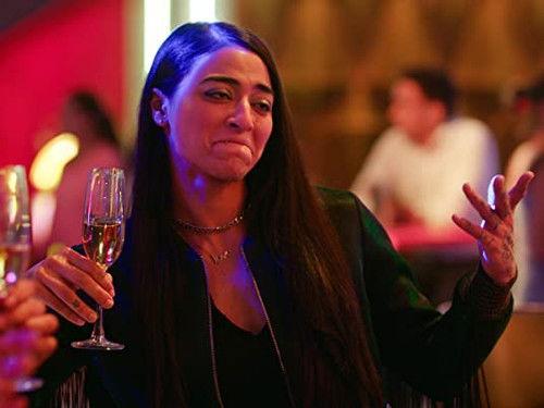 Four More Shots Please! Season 2 Episode 8 - Hooking Up And Breaking Up