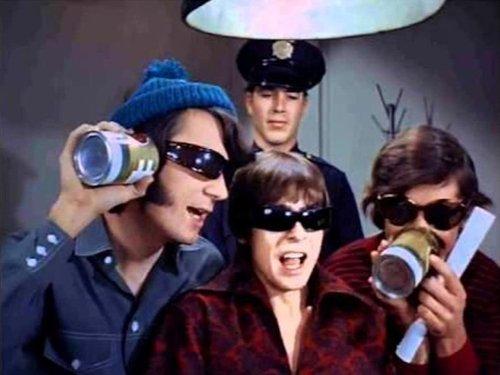 The Monkees Season 2 Episode 2 - The Picture Frame (a.k.a. The Bank Robbery)