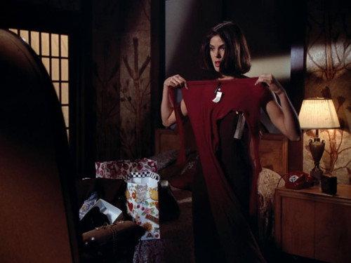 Lois & Clark: The New Adventures of Superman Season 2 Episode 16 - Lucky Leon