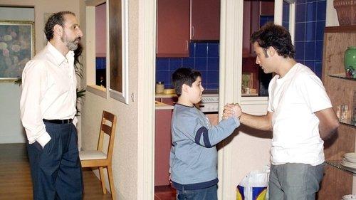 No One Could Live Here Season 1 Episode 1 - Érase Una Mudanza