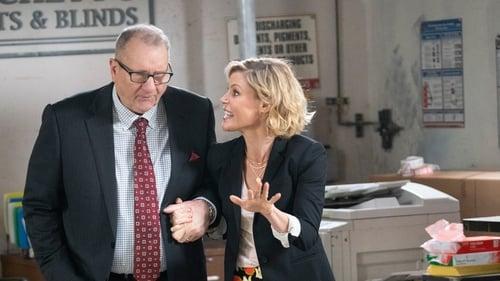 Modern Family Season 10 Episode 13 - Whanex?