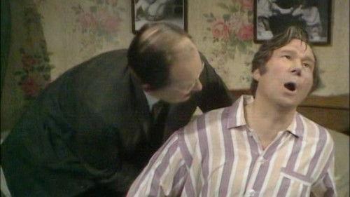 On the Buses Season 5 Episode 11 - The Strain