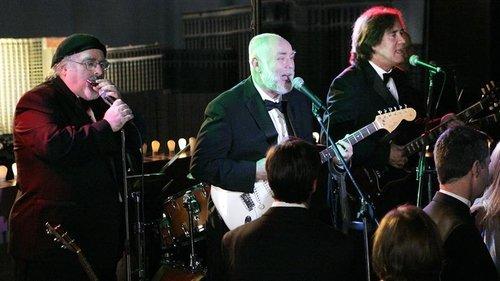 CSI: Crime Scene Investigation Season 8 Episode 10 - Lying Down With Dogs