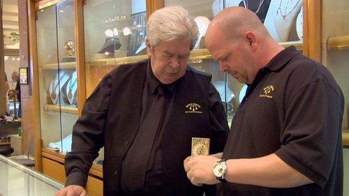 Pawn Stars Season 2 Episode 12 - Backroom Brawl