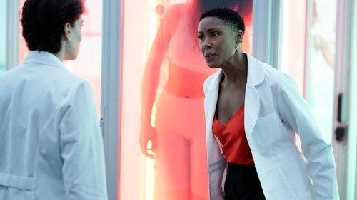 Black Lightning Season 2 Episode 11 - The Book of Secrets: Chapter One: Prodigal Son