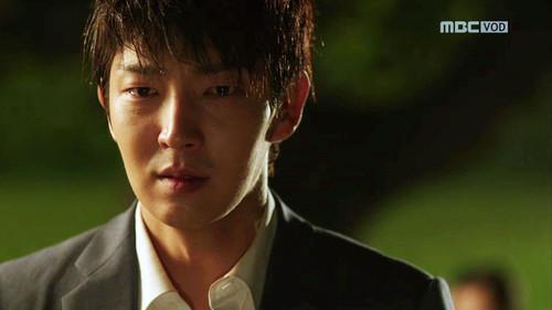 Two Weeks Season 1 Episode 5 - Episode 5 - It's not me, the murderer!