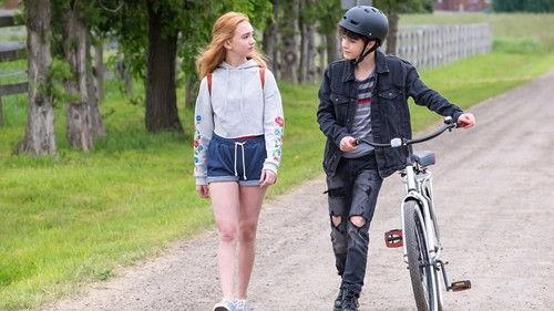 Holly Hobbie Season 1 Episode 2 - The Churlish Cheerleader