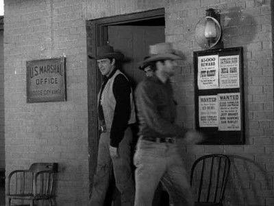 Gunsmoke Season 2 Episode 21 - Bloody Hands
