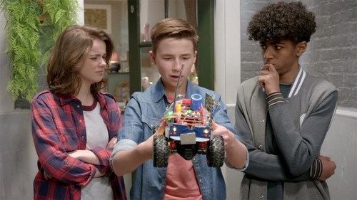 Hunter Street Season 2 Episode 13 - Hacker Hideout