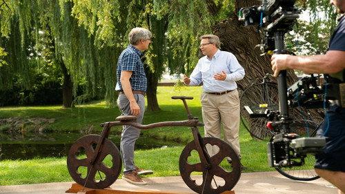 The Henry Ford's Innovation Nation Season 5 Episode 9 - Skylight Balcony