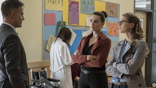 Supergirl Season 3 Episode 5 - Damage