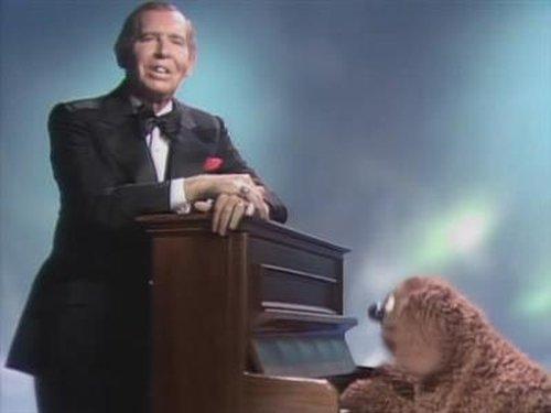 The Muppet Show Season 2 Episode 3 - Milton Berle