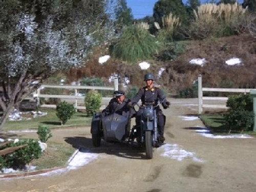 Hogan's Heroes Season 2 Episode 20 - Hogan and the Lady Doctor