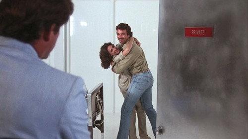 Magnum, P.I. Season 2 Episode 12 - Ghost Writer
