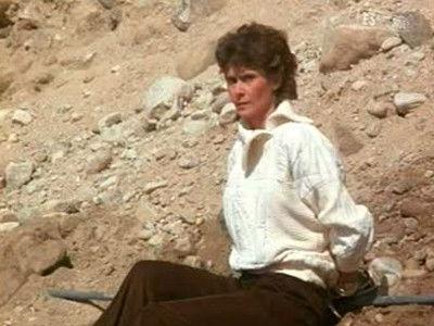 Scarecrow and Mrs. King Season 2 Episode 20 - You Only Die Twice