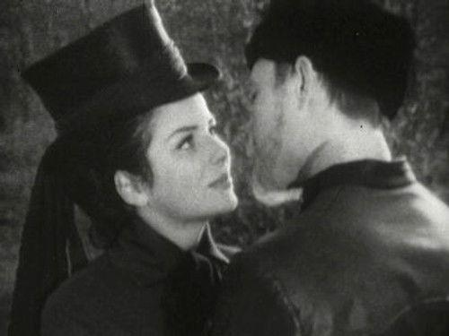 The camera explores time Season 7 Episode 4 - Episode 4