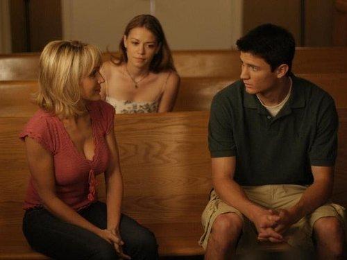 One Tree Hill Season 2 Episode 1 - The Desperate Kingdom of Love