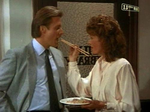 Scarecrow and Mrs. King Season 3 Episode 18 - Wrong Number