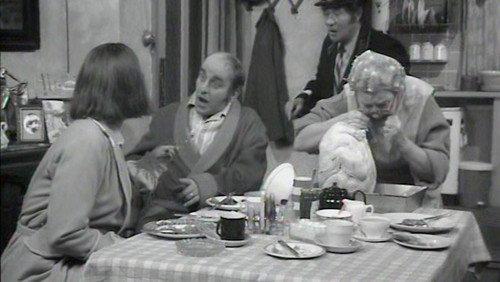 On the Buses Season 4 Episode 5 - Christmas Duty
