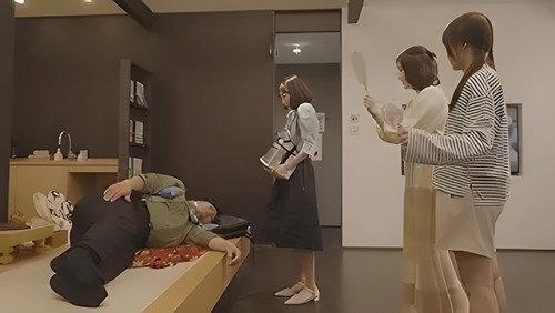 Mentsuyu Hitori Meshi Season 1 Episode 11 - Mentsuyu-marinated summer greens & An extravagant meal
