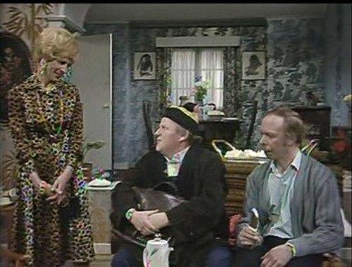 George and Mildred Season 3 Episode 1 - Opportunity Knocks