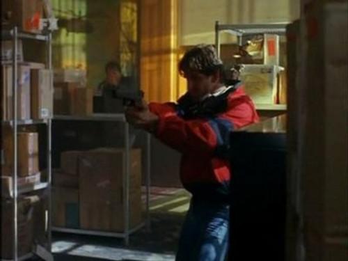 Nash Bridges Season 3 Episode 21 - Special Delivery