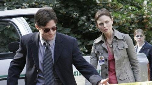 undefined Season 2 Episode 13 - The Girl in the Gator