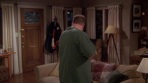 The King of Queens Season 7 Episode 8 - Awed Couple