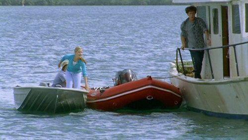 H2O: Just Add Water Season 1 Episode 13 - Shipwrecked