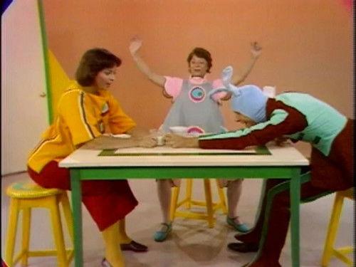 Passe-Partout Season 1 Episode 6 - Pousse tire