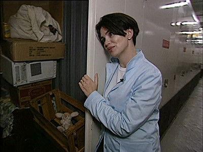 The Awful Truth Season 2 Episode 10 - Store the Homeless