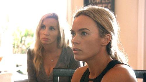 The Real Housewives of Beverly Hills Season 8 Episode 9 - That Was Weird