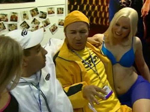 Pizza Season 3 Episode 6 - SEXPO Pizza