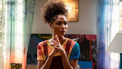 This Is Luna Season 1 Episode 4 - The Cross (A Cruz)