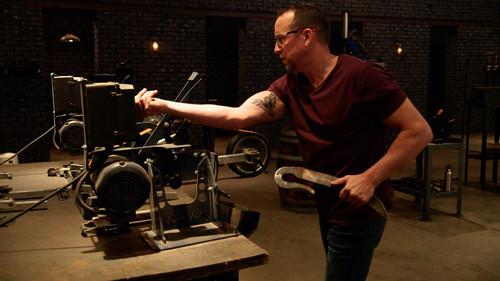 Forged in Fire Season 6 Episode 16 - Attila's Sword of Mars