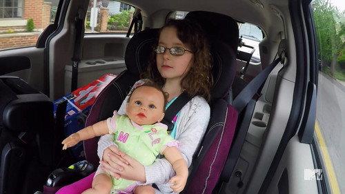 Teen Mom 2 Season 8 Episode 9 - Playing Family Picnic