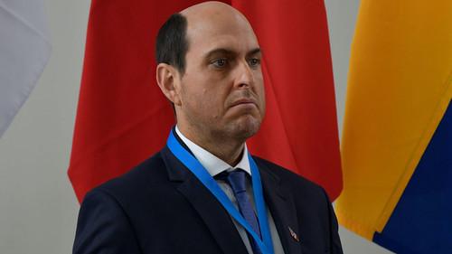 undefined Season 1 Episode 5 - Padre Nuestro