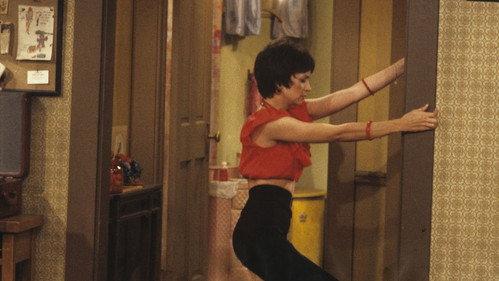 Laverne & Shirley Season 4 Episode 3 - Playing the Roxy