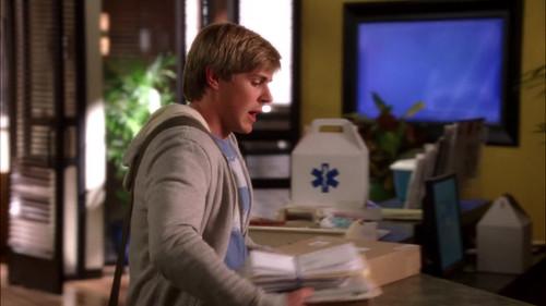 Private Practice Season 1 Episode 9 - In Which Dell Finds His Fight