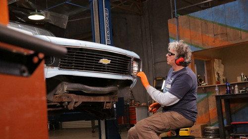 Wheeler Dealers Season 13 Episode 4 - 1980 Chevy LUV