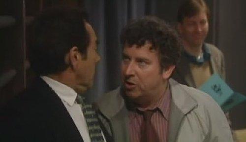 My Family Season 3 Episode 2 - Shrink Rap