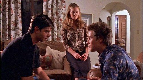 Roswell Season 1 Episode 2 - The Morning After