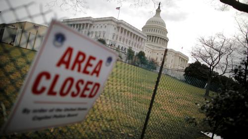 PBS News Hour Season 43 Episode 16 - January 22, 2018