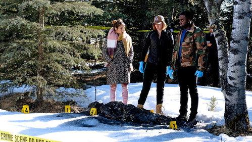 Wynonna Earp Season 2 Episode 9 - Forever Mine Nevermind