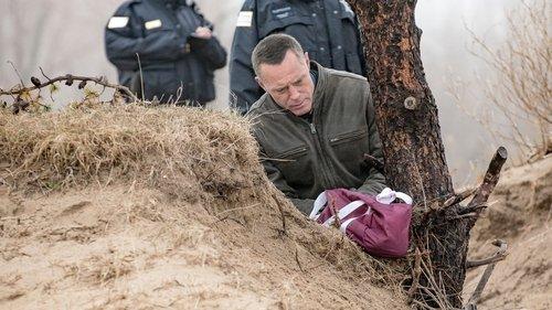 Chicago P.D. Season 3 Episode 20 - In a Duffel Bag
